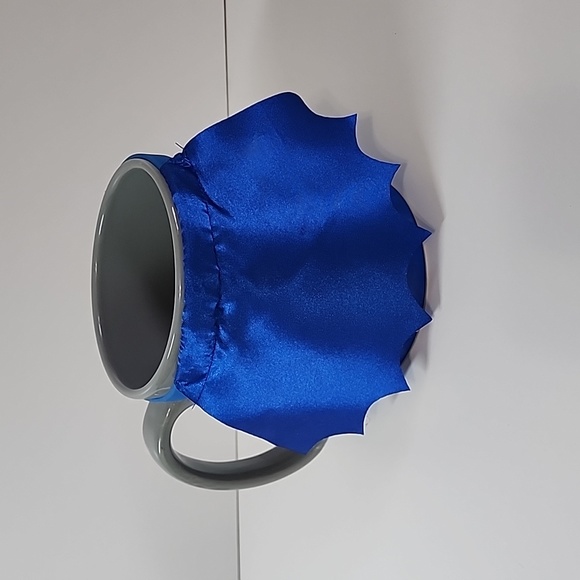 Batman Mug With Removeable Cape DC Comics - Picture 2 of 6